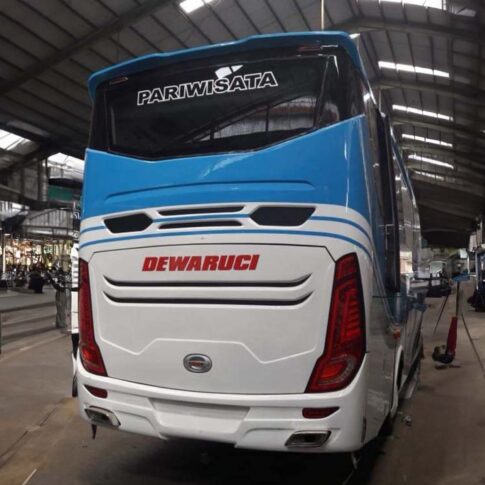 rental big bus luxury